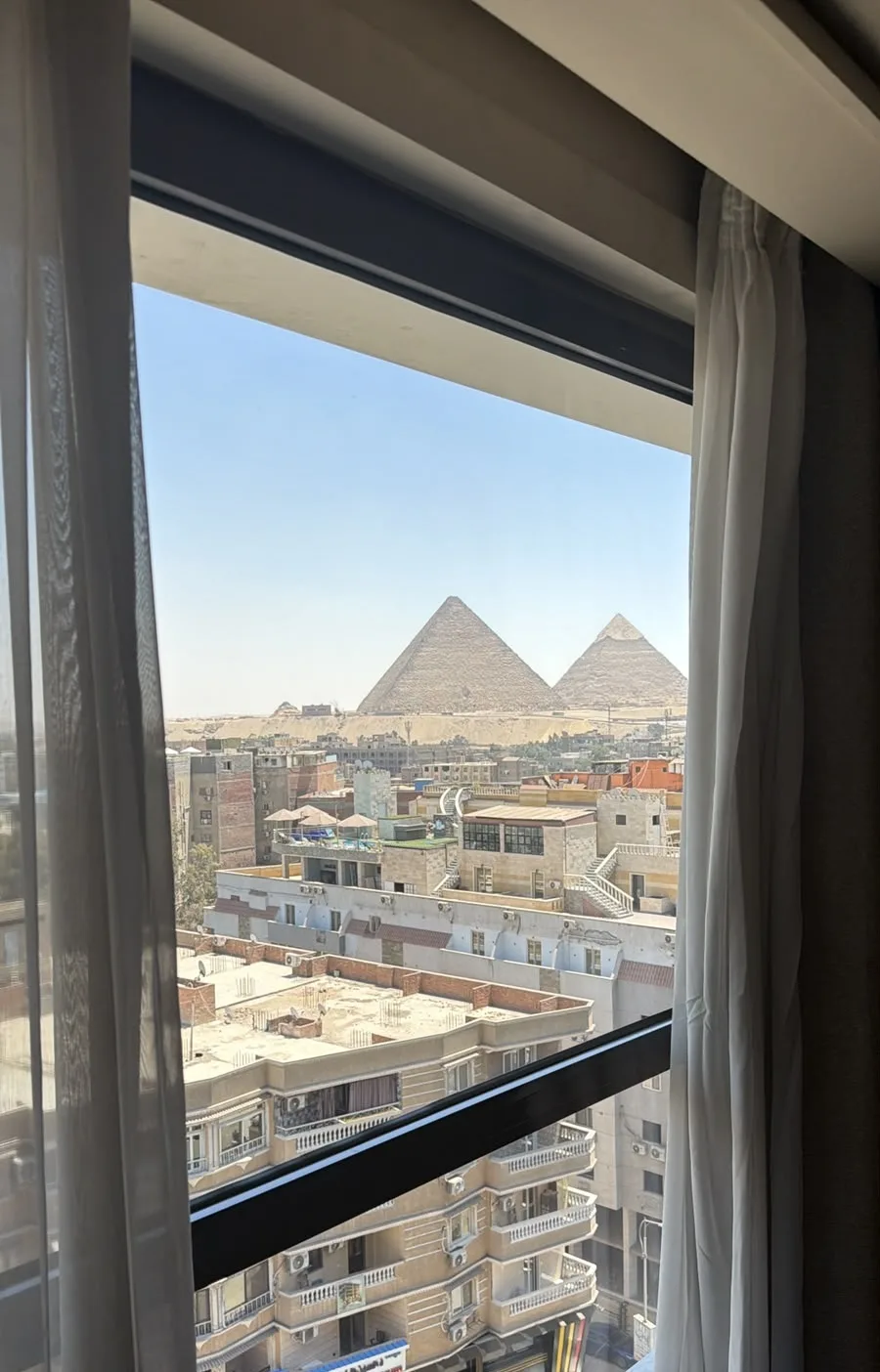 Superior Pyramids View Room - King Bed image 2