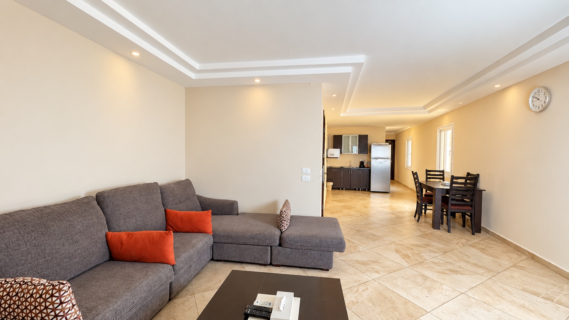 Two-Bedroom Apartment - Pool View image 1