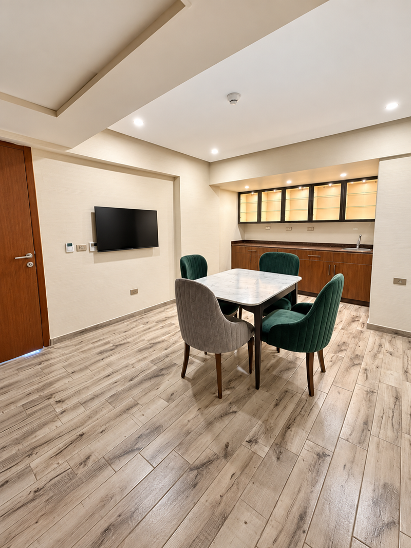 Presidential Suite image 3